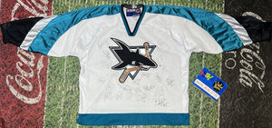 VTG ccm Hockey San Jose Sharks NHL Jersey 2x Team Auto