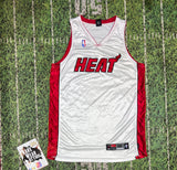 Blank White Heat Nike Basketball Jersey Sz 48 vintage miami wade nba