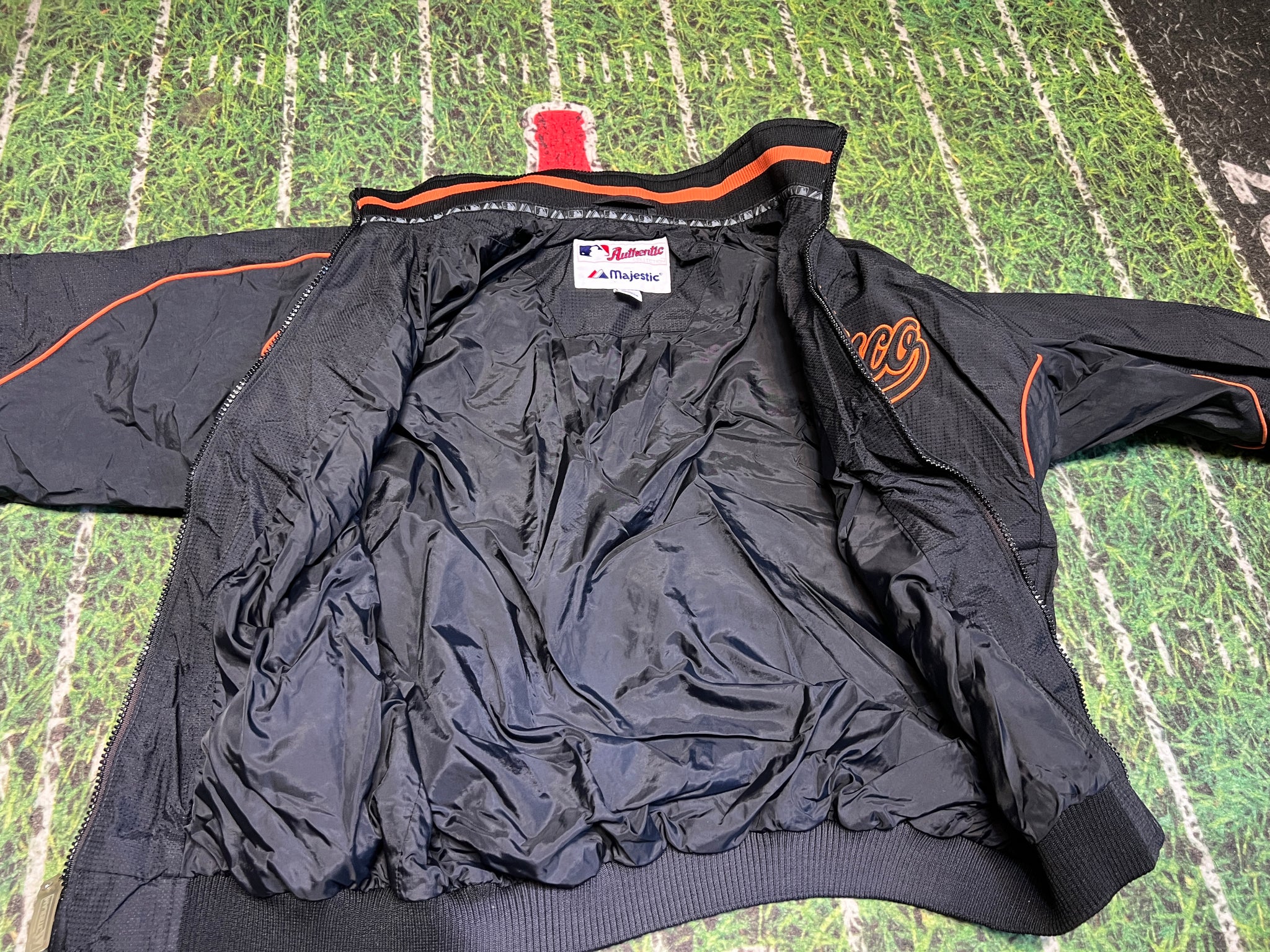 Majestic Authentic Collection San Francisco Giants Dugout On Field Jacket  Size M