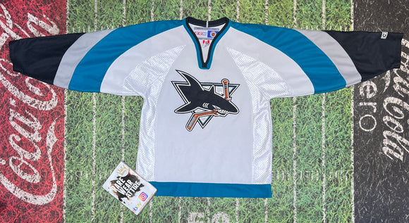 5485 San Jose Sharks CCM NHL Hockey Jersey USA Vintage Sz S