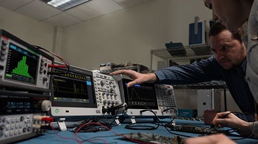 TBS2000B Digital Storage Oscilloscope