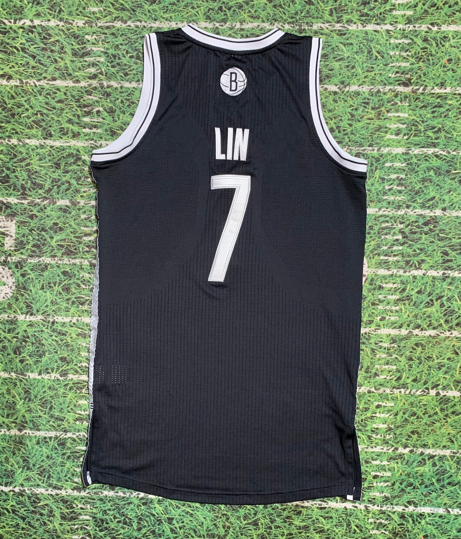 Authentic Blank Brooklyn Nets NBA Adidas Rev 30 Jersey size MEDIUM M+2 BNWT
